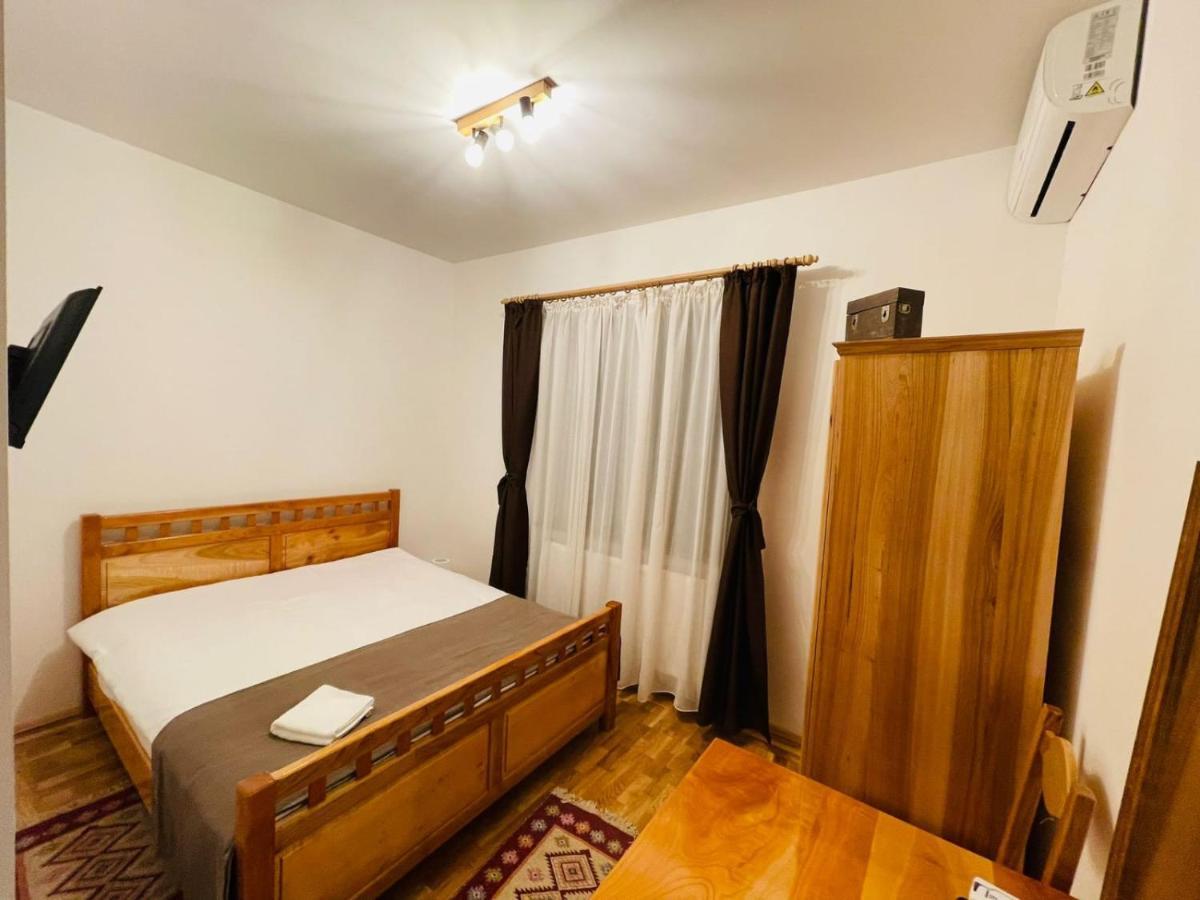 Hotel Domeniul Bondarelului Ocolisu Mic Exteriér fotografie