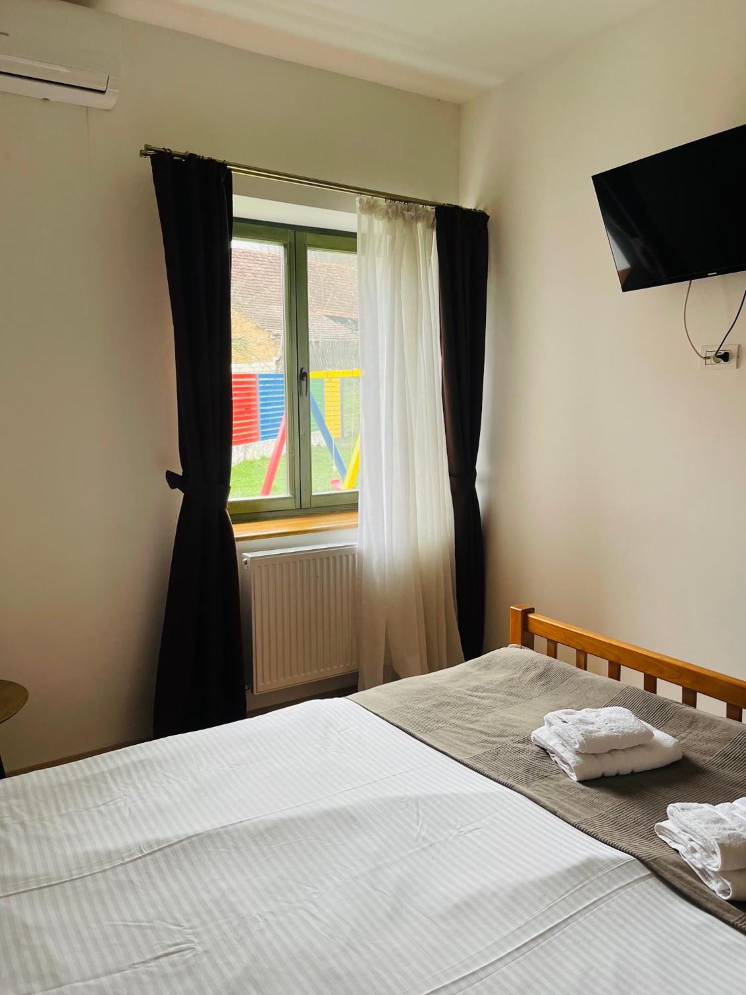 Hotel Domeniul Bondarelului Ocolisu Mic Exteriér fotografie